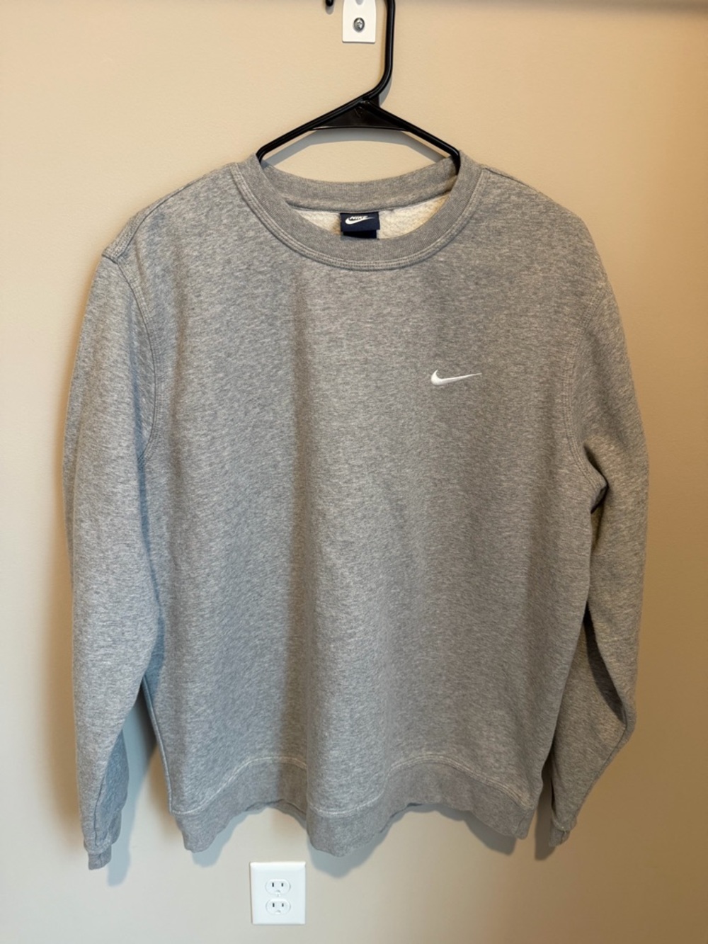 Vintage Nike Crewneck Sweatshirt Embroidery Logo Grey Color Men’s XL